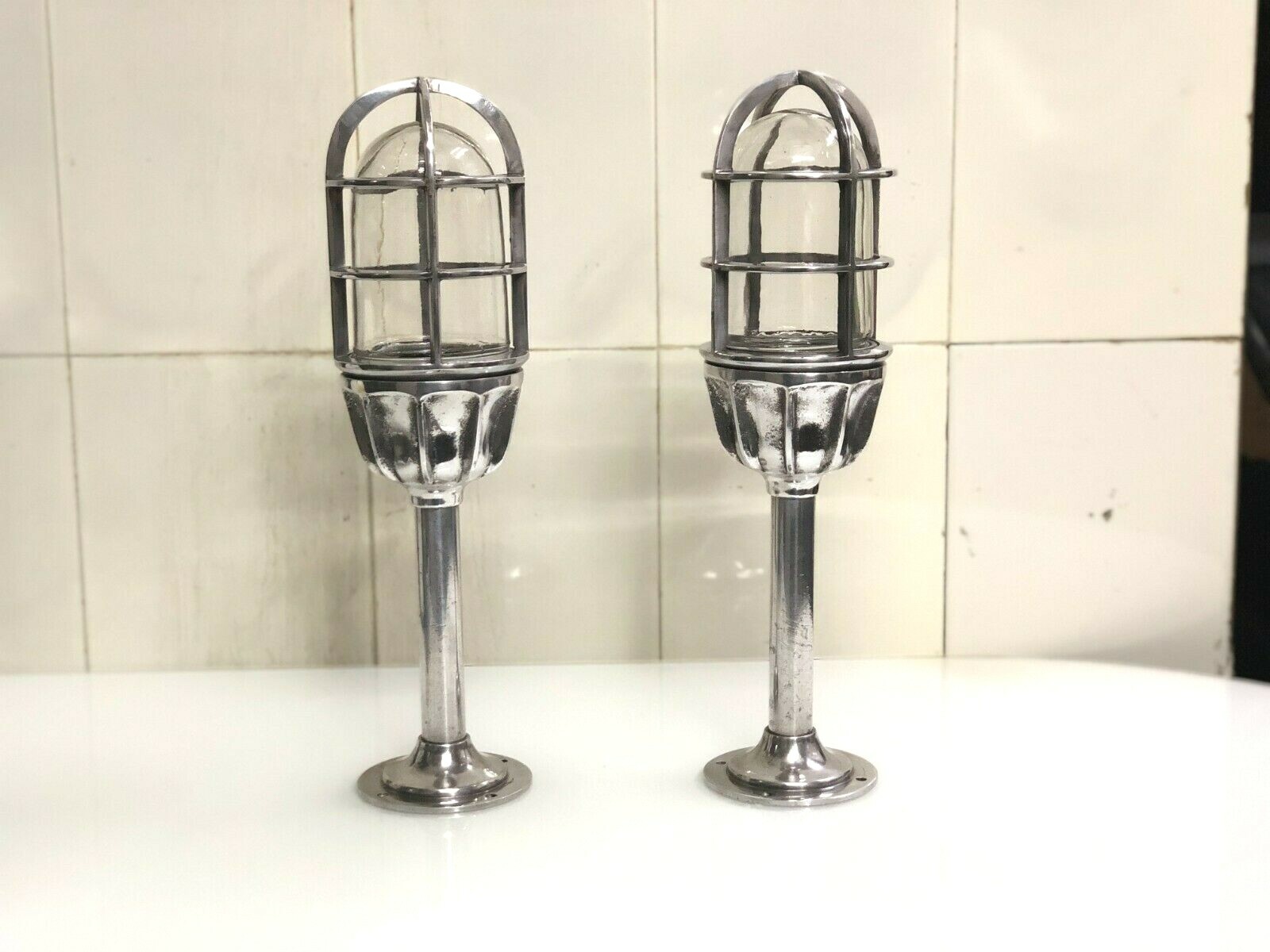 Nautical Vintage Style Post Mounted Bulkhead Light Made Of Aluminium New 2 Piece