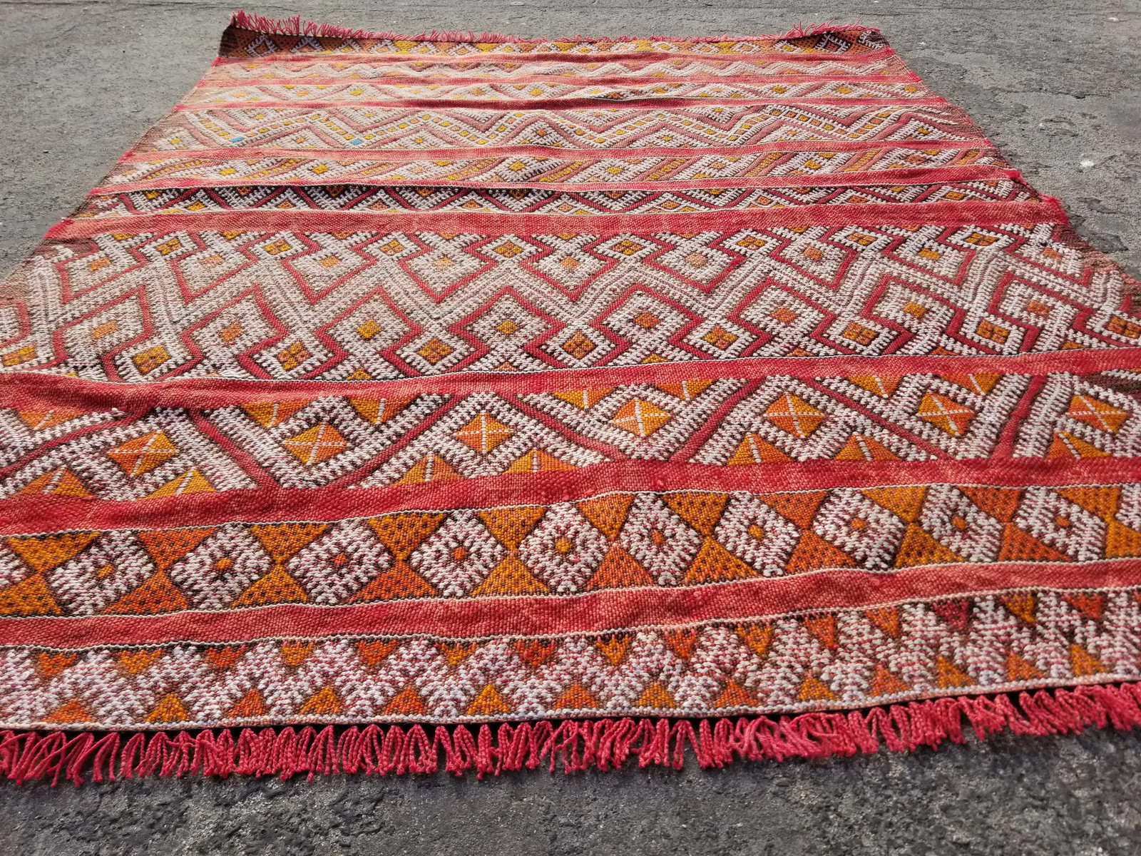 Distressed Vintage Traditional Handmade Moroccan Wool Multicolor Kilim 3.8×3.3ft