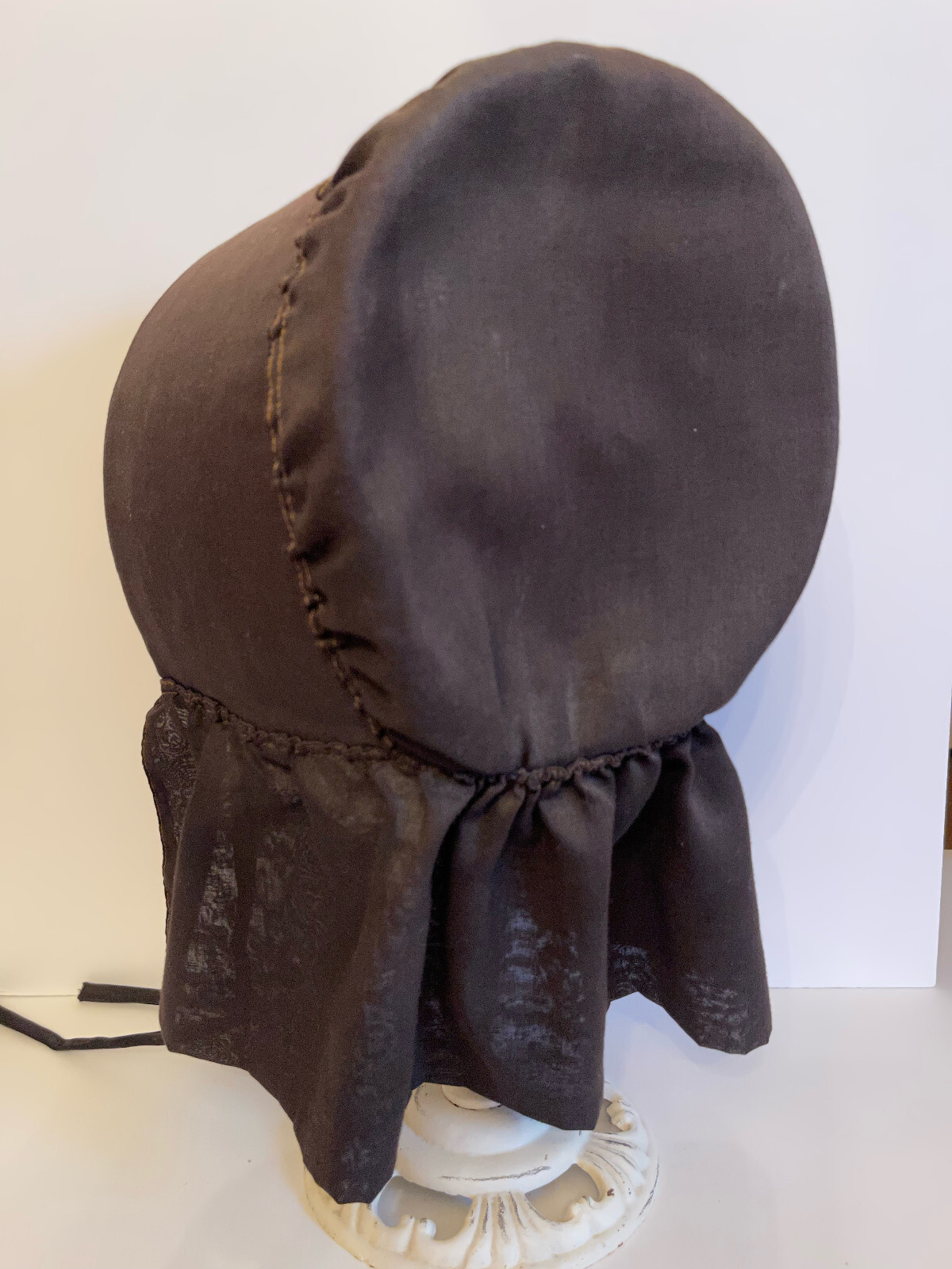 ANTIQUE BLACK AMISH BONNET. AAFA