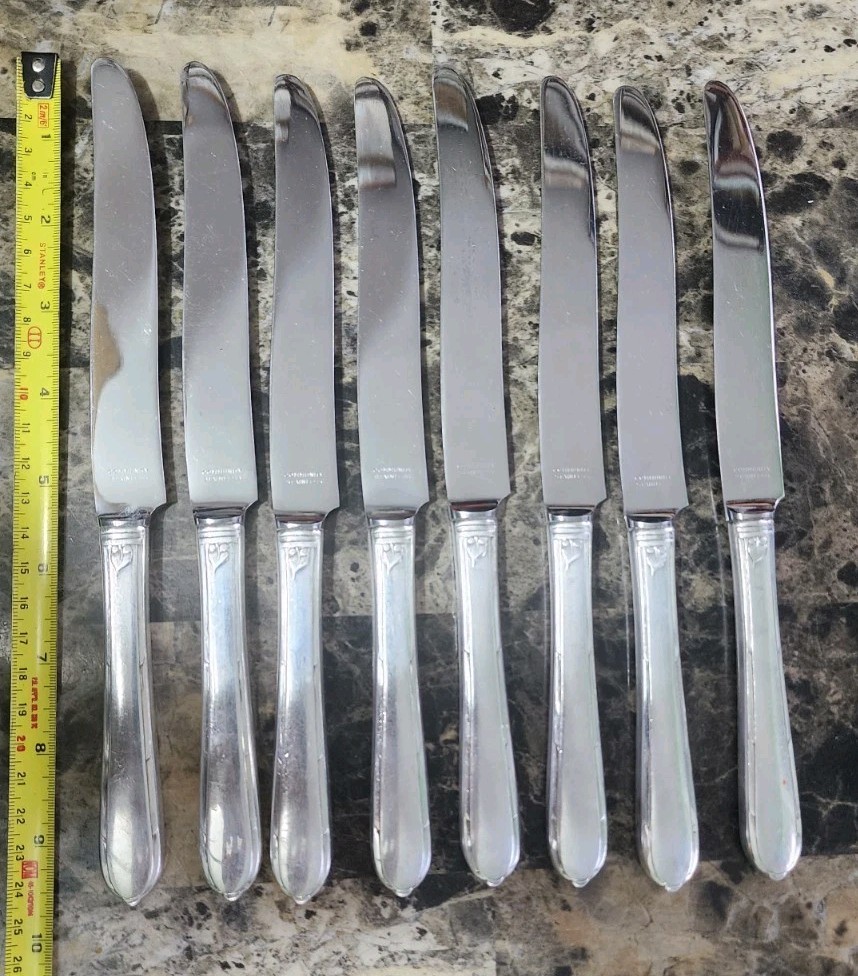 ✅ LOT OF 8 c1935 BERKLEY SQUARE SILVERPLATED NEW FRENCH HOLLOW PLACE KNIVES 🍽