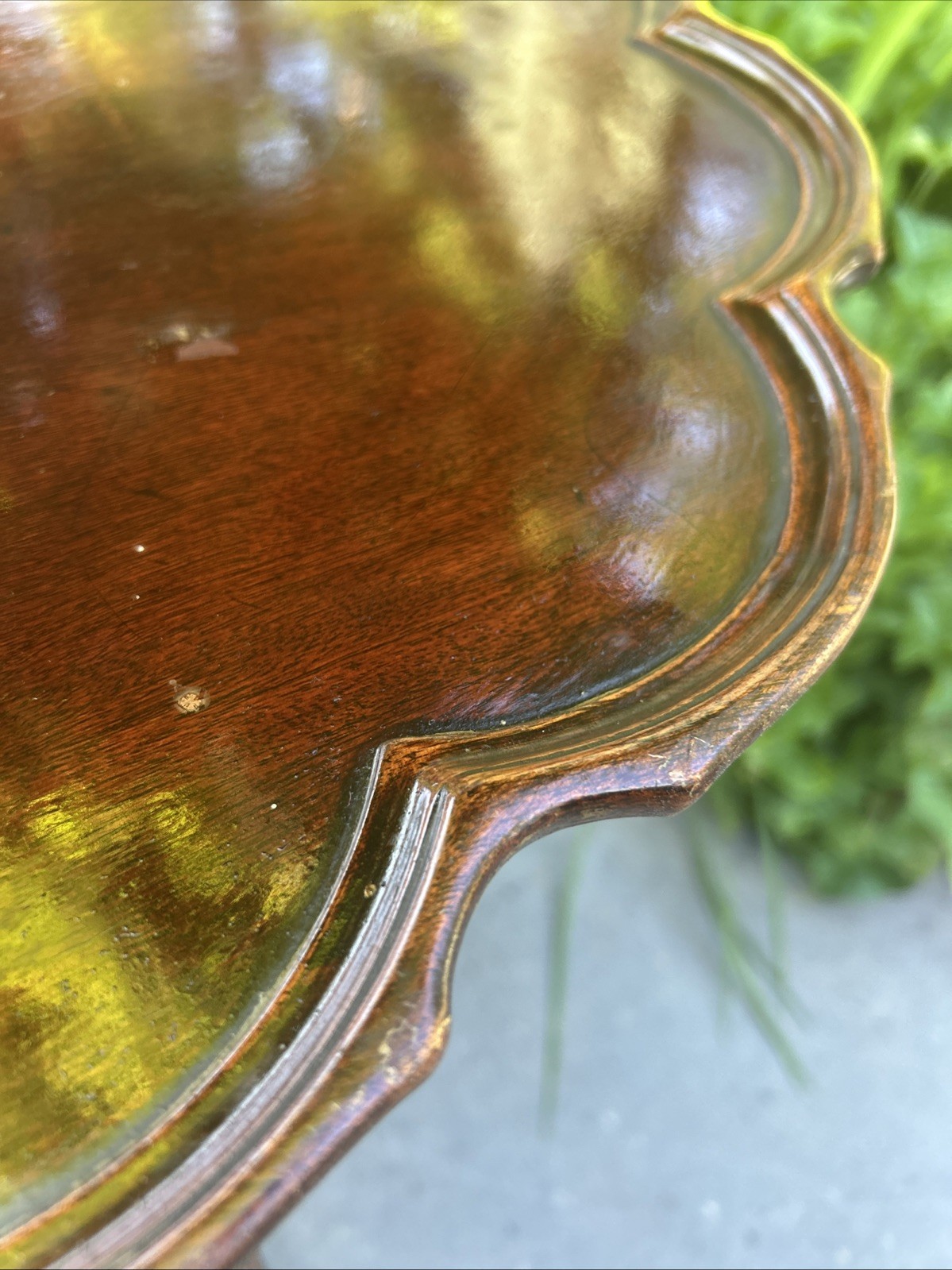 Antique Piecrust Table Eagle Clay Ball Feet Fine Arts Furniture Original Tag 23”