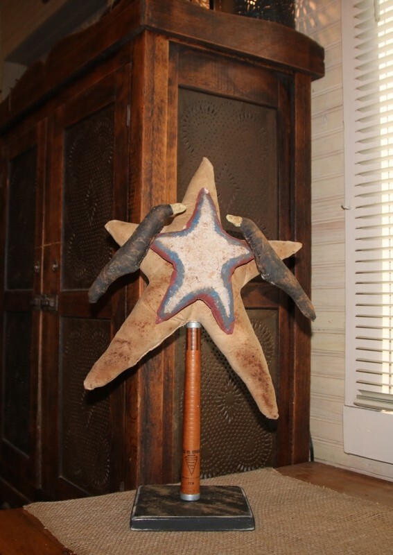 Primitive Fabric Stars Crows on Spindle Pedestal Grungy Distressed Ornament