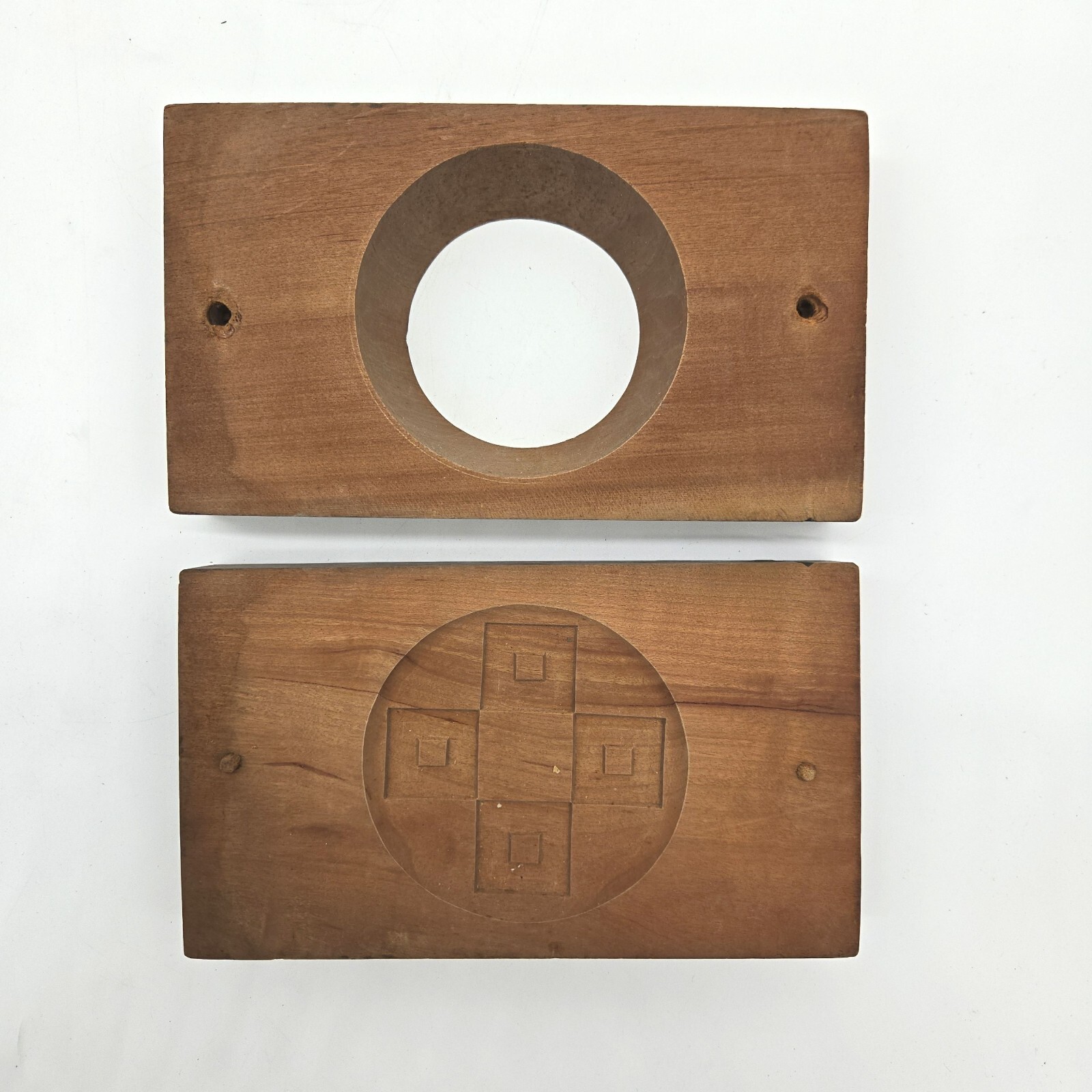 Vintage Japanese KASHIGATA Cake Mold – “SAMURAI Crest” Wooden MOA334