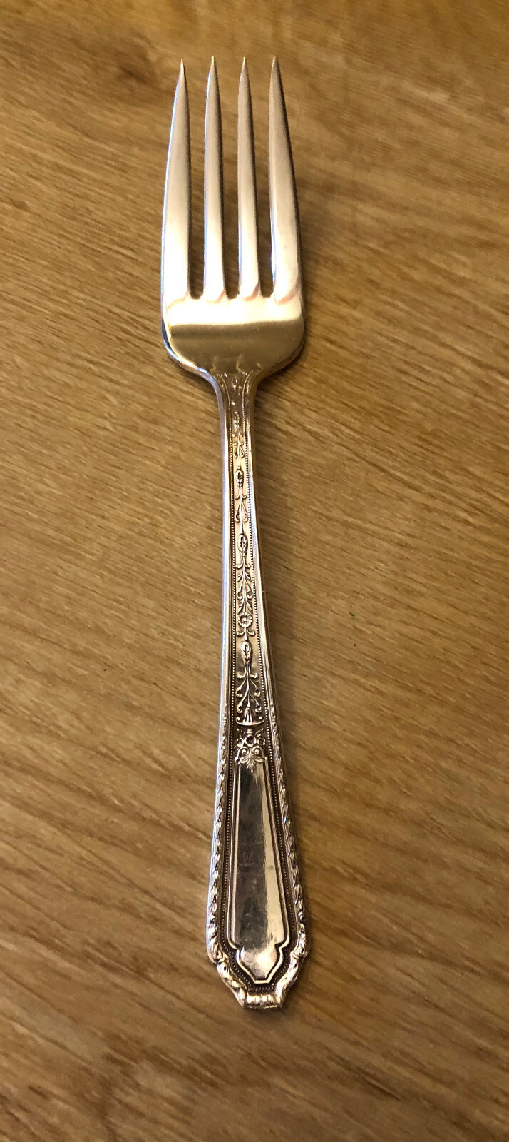 Wm Rogers Mfg. Co. CHALFONTE 1926 SALAD FORK 6-1/8 inch SILVERPLATE