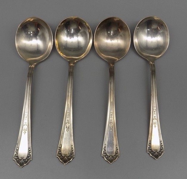 4 Continental 1886 Pattern #3 Silver Plate Soup Spoons Brooklyn NY 1918 1957