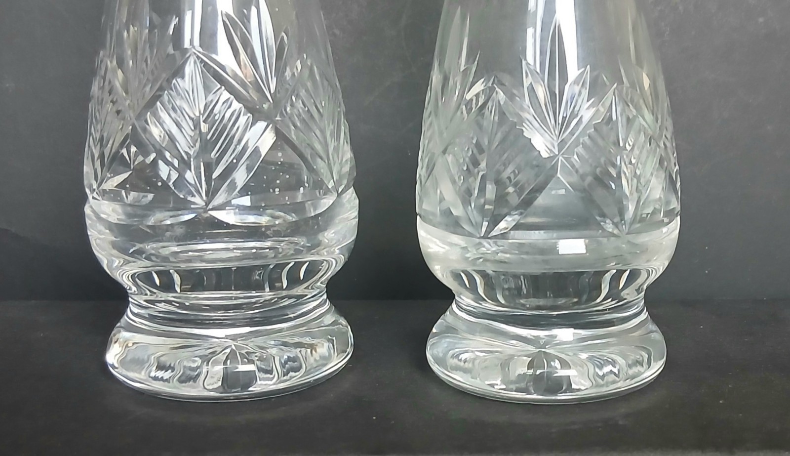 Boxed Edinburgh Crystal “Cameron” Cut Salt & Pepper Shakers Set 5.5″