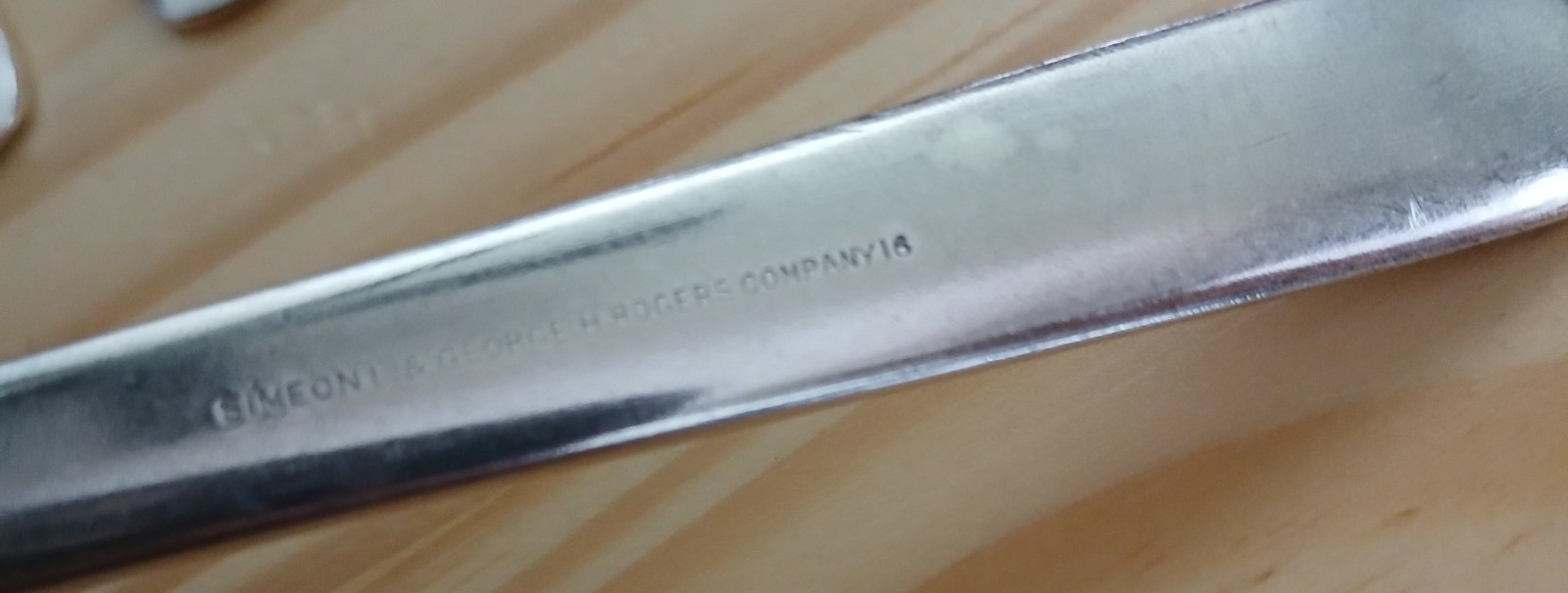 Rogers Bros 12 Knives DWT 16