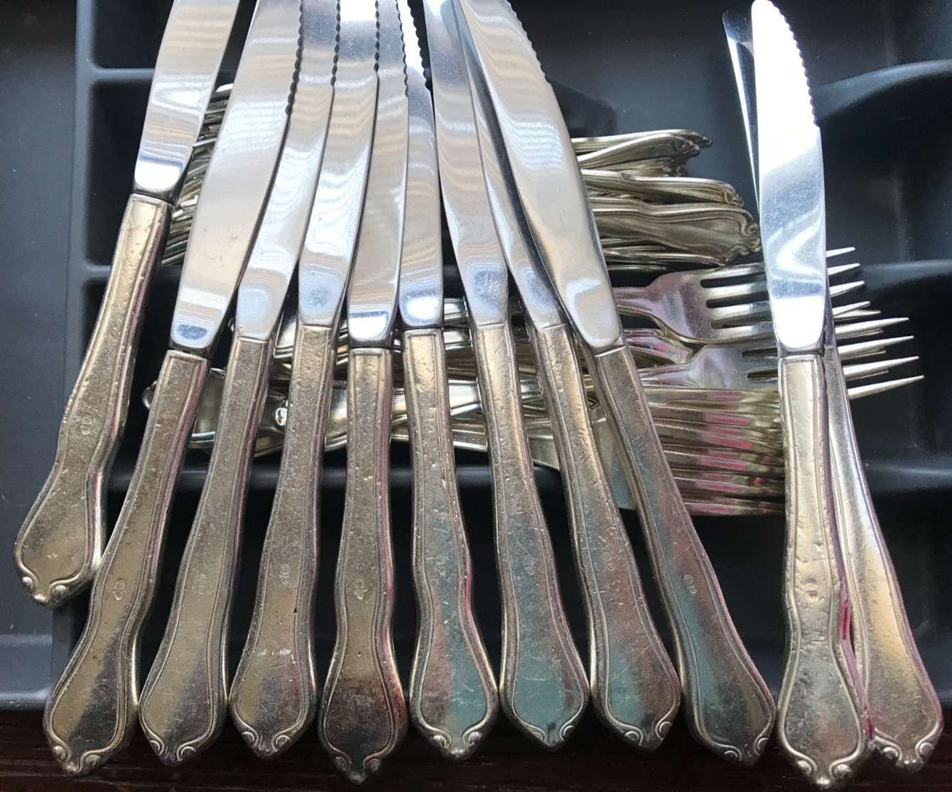 58 pc CROYDEN Silverplate Flatware Dinner/Salad Forks Knives Oneida Ltd