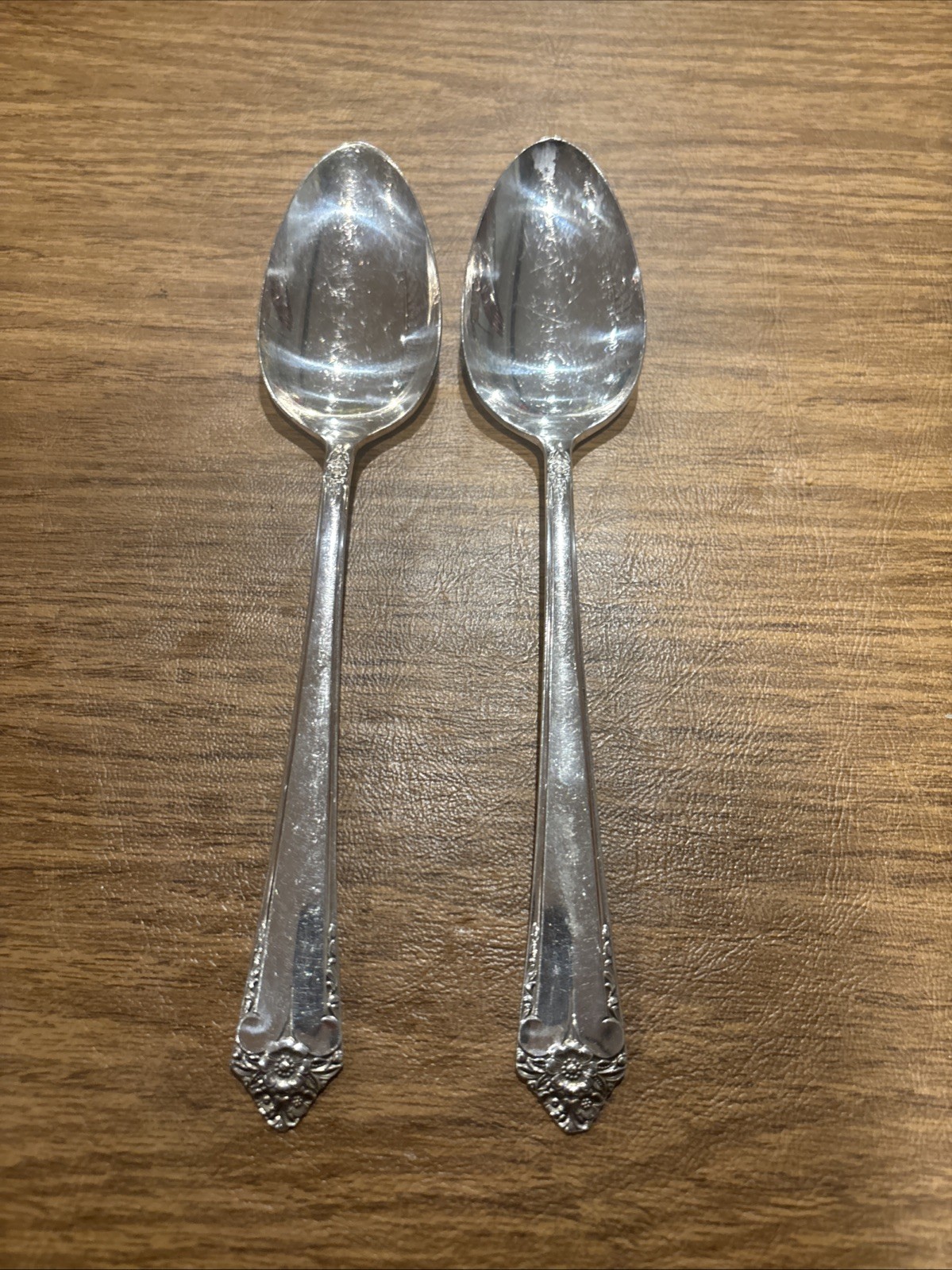 Rogers Bro STARLITE Pattern Reinforced Plate IS Flatware 1950’s – 64 Pcs.