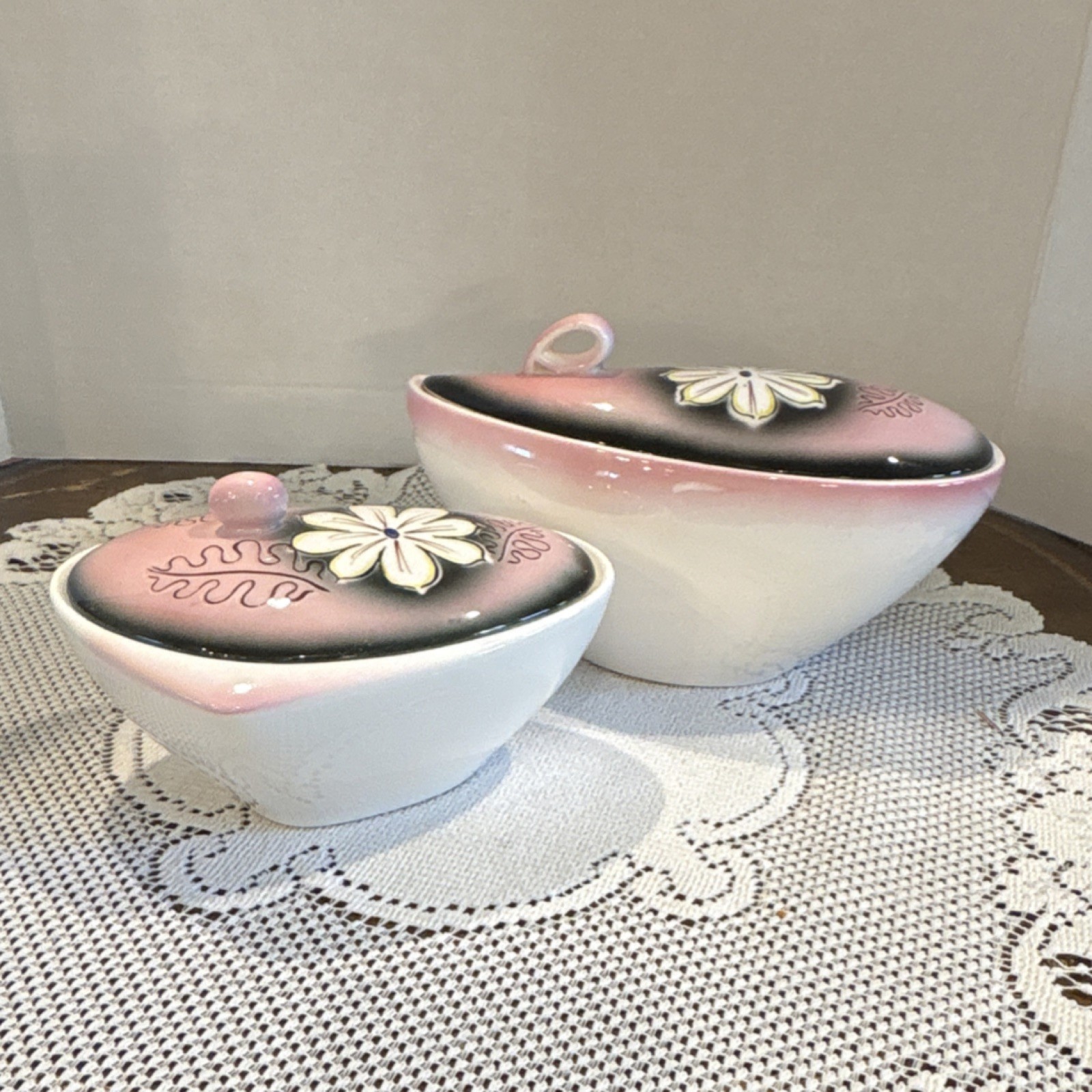 vintage Wales ceramic trinket dishes(2)with a mid-century modern floral design.
