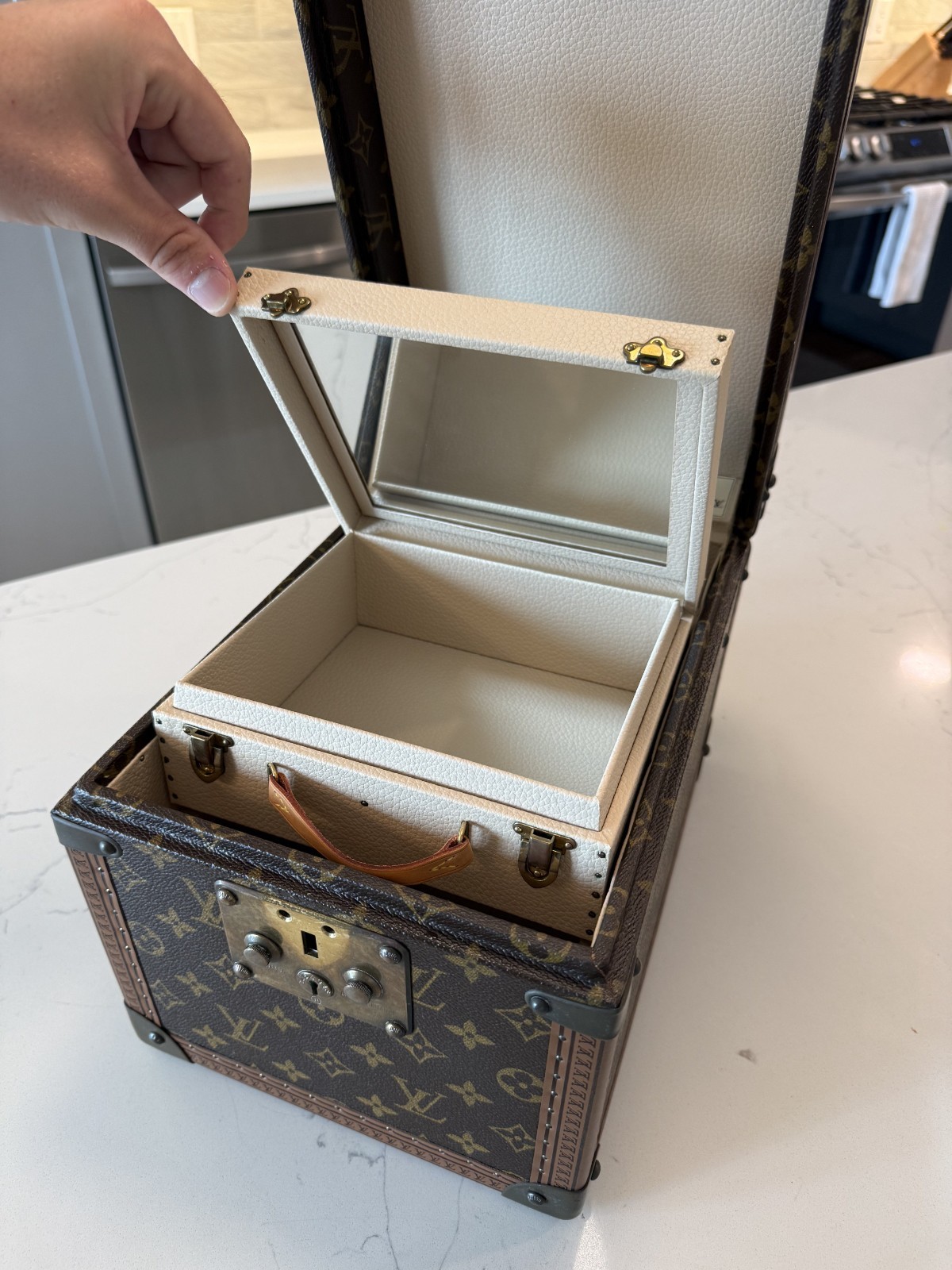 Louis Vuitton Boite a Falcons Vanity Trunk in Monogram Canvas with Insert & Key