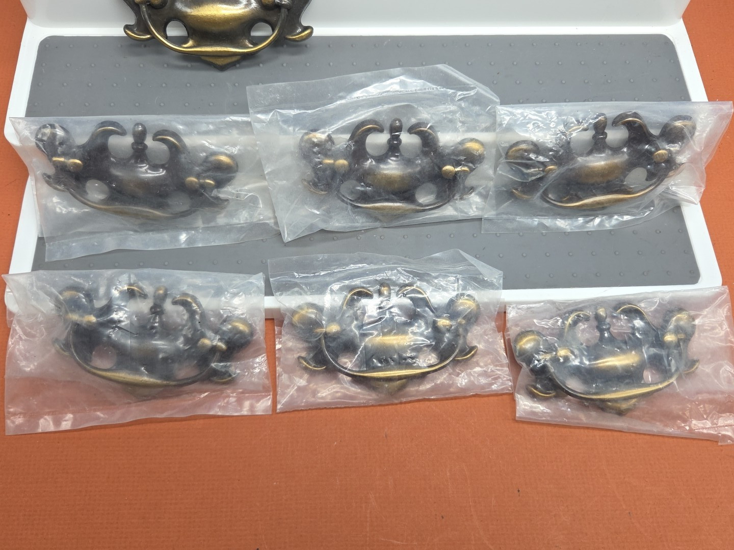Set Of 6 Sealed Vintage Metal Chippendale Style Drawer Pulls Gold Copper Dark
