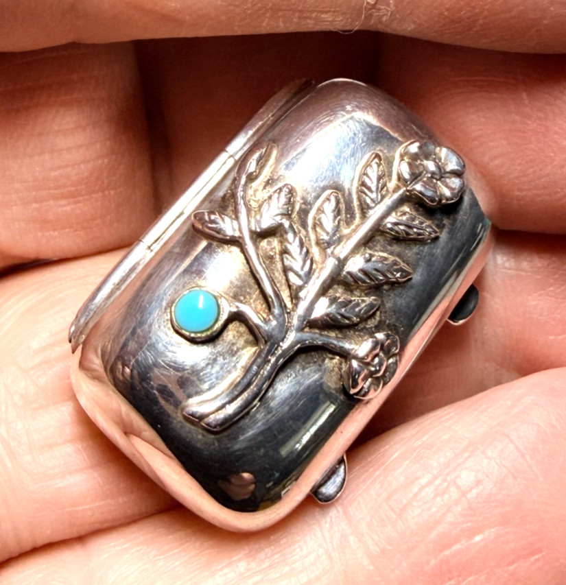 Sterling Silver Pill Box – Turquoise Flower – A D Norman – London – 1996