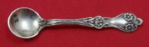 Majestic By Alvin Sterling Silver Salt Spoon 2 3/4″