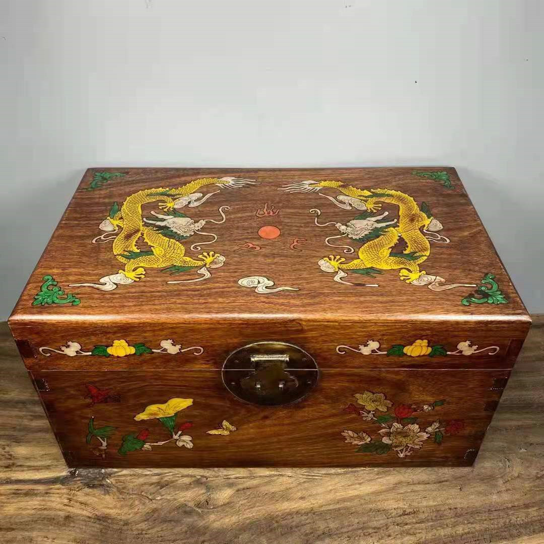 Chinese antique Natural Rosewood Inlaid Shells Hand carved Exquisite dragon Box