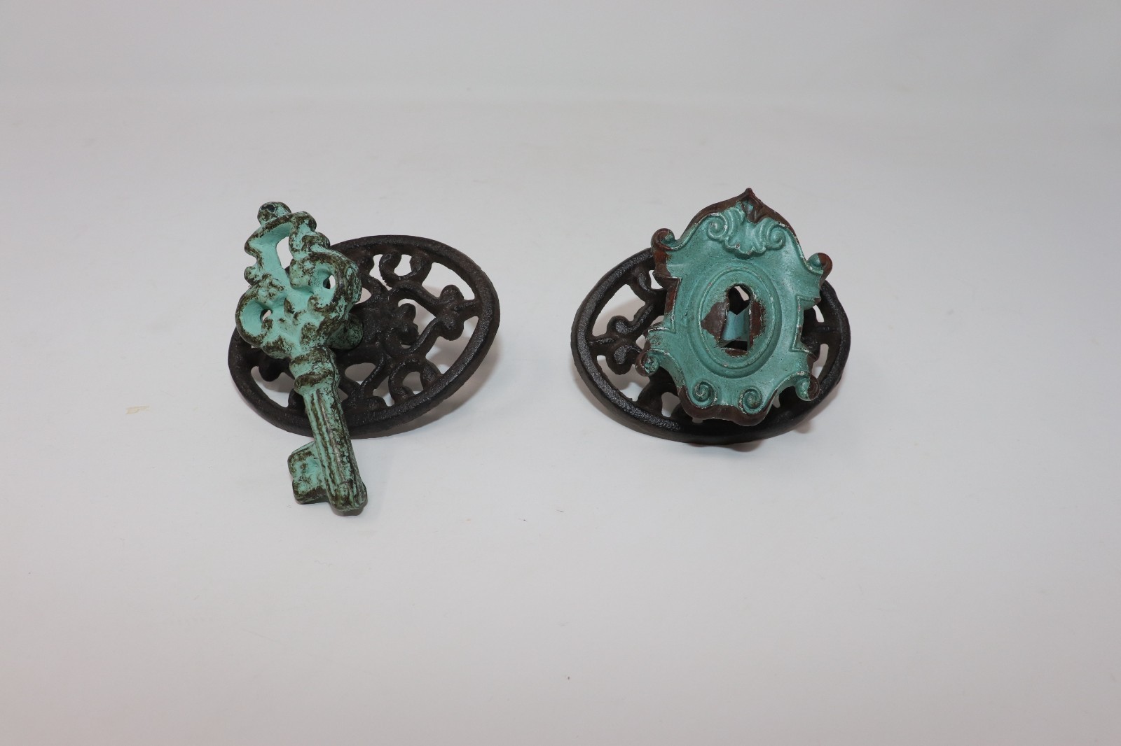 2 Metal Green Distressed Patina Teal Skeleton Key Hole Drawer Cabinet Pull Knobs