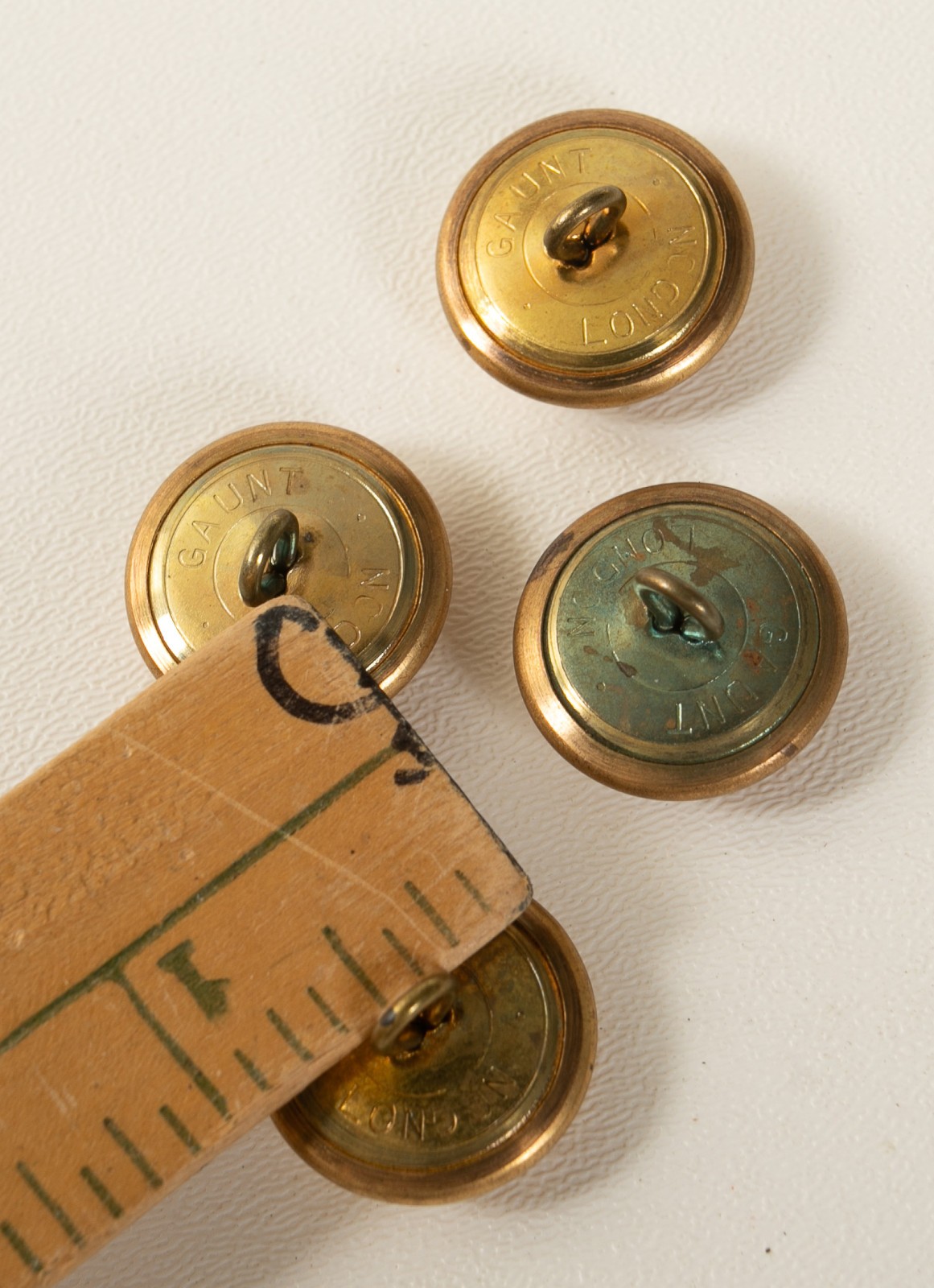 Shropshire KLL 4 Button Lot (P3L-19/JSF6) 7/8″ Brass Gaunt London