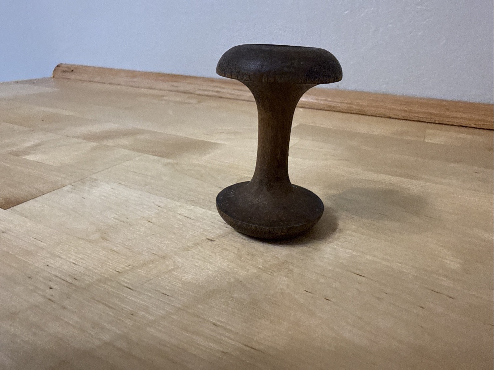 ANTIQUE Primitive “SHAKER” Apple Core Dark Brown THREAD Spool OLD SURFACE #1