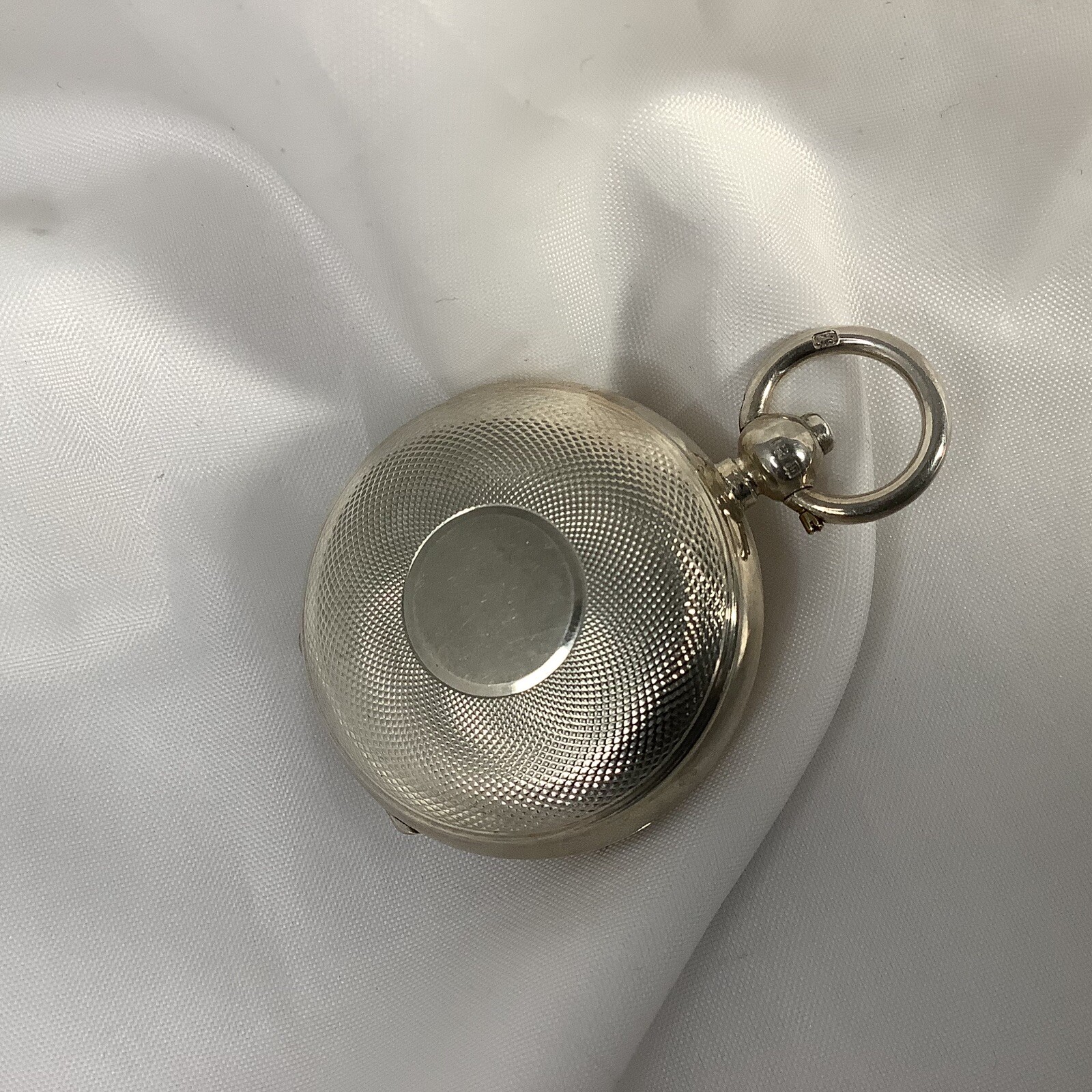 SOVEREIGN CASE SINGLE ANTIQUE HM SILVER ENGINE TURN ‘ARON LUFKIN DENNISION’ 1912