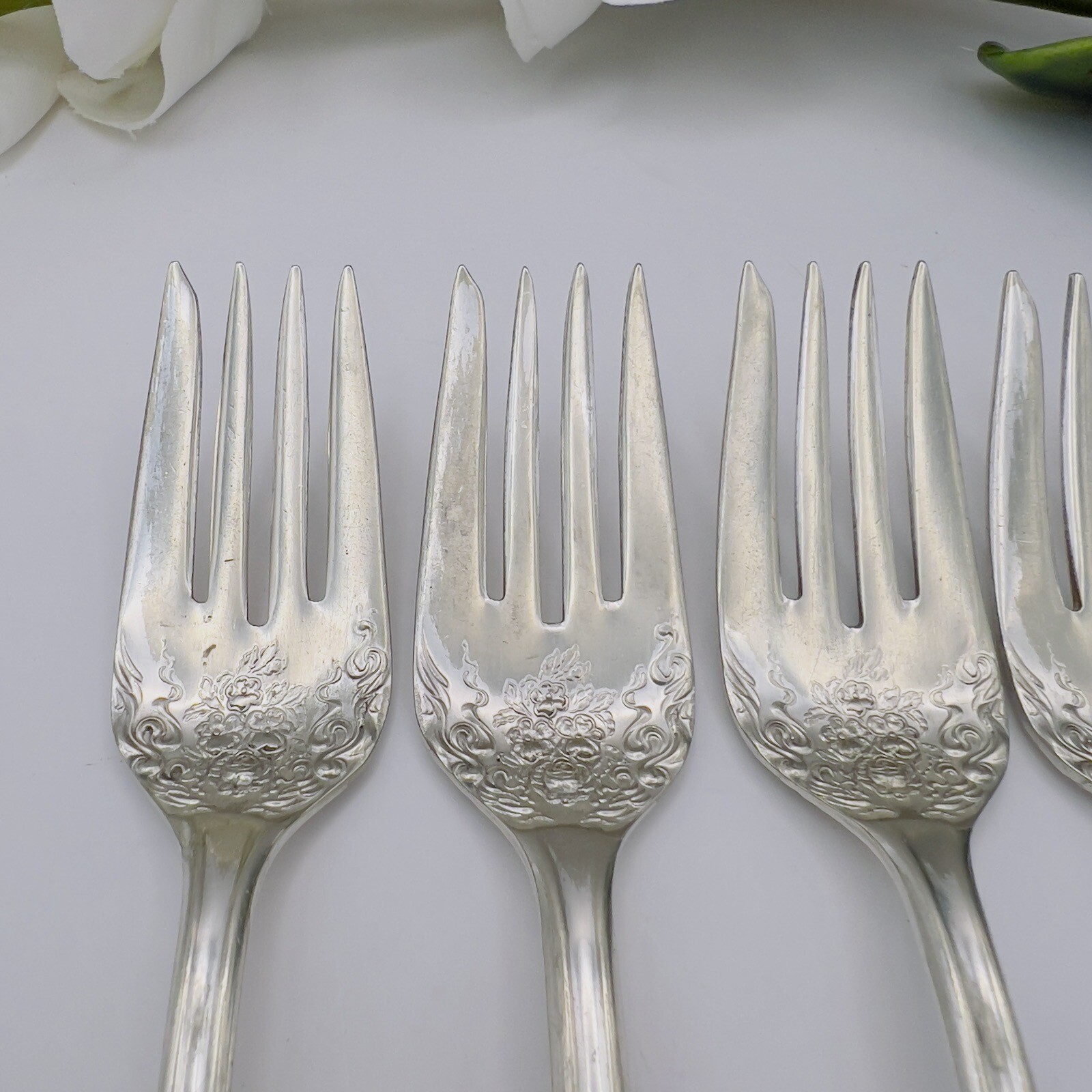 Bride Silverplate 4 Salad Forks Flatware Floral International 1923