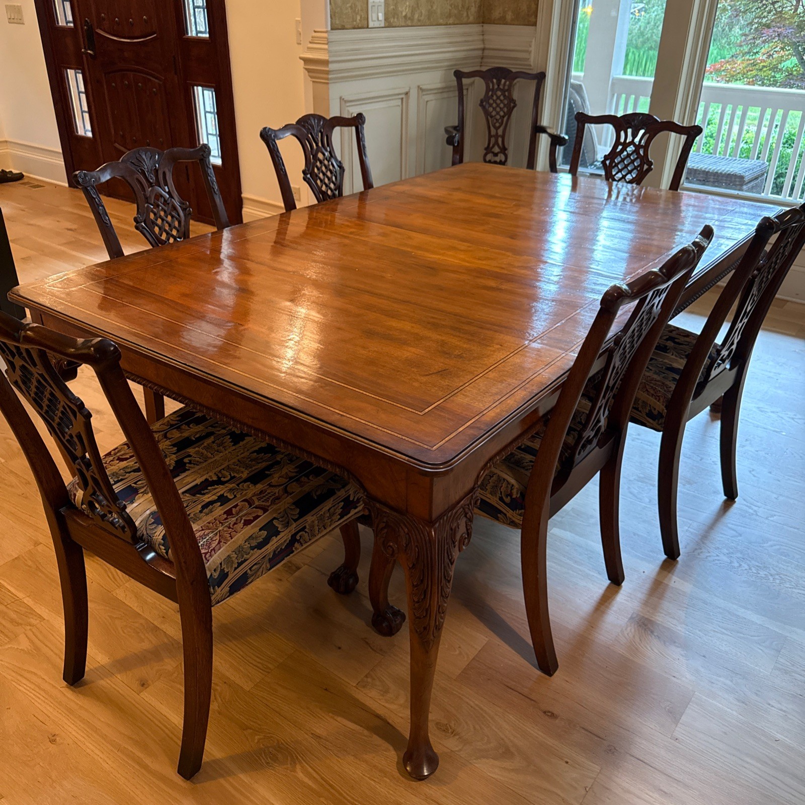 Baker Furniture Stately Homes Chippendale Burled Walnut Extension Dining Table