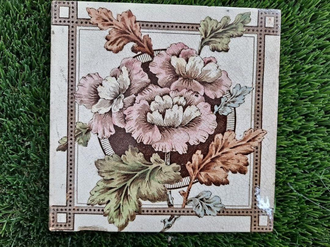 1 Fireplace Tile. .stock item tile CC78