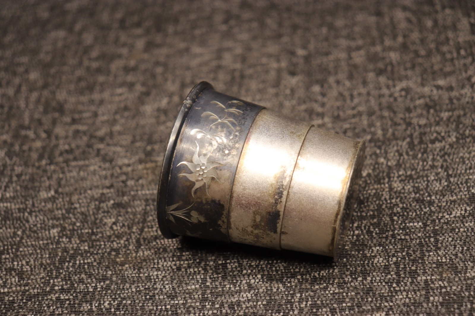 Vtg Poole Silver Co 246 Collapsible Cup Etched Flowers Silver plate Taunton Mass