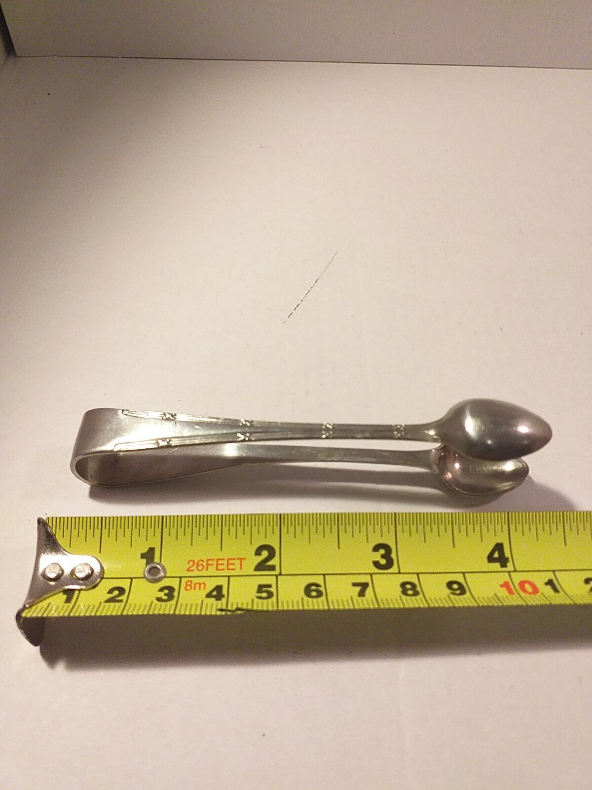 VINTAGE ANTIQUE SILVERPLATED SUGAR/ICE TONGS