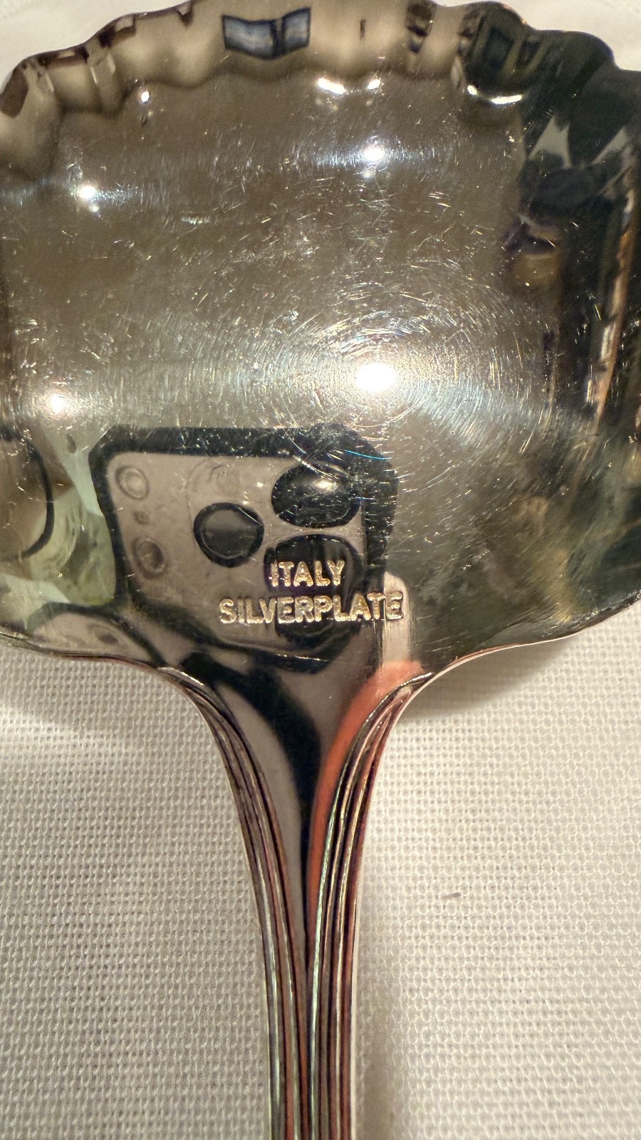 (1) Gorham HERITAGE Solid Shell Berry Casserole Spoon 9″ Silverplate Italy FrShp