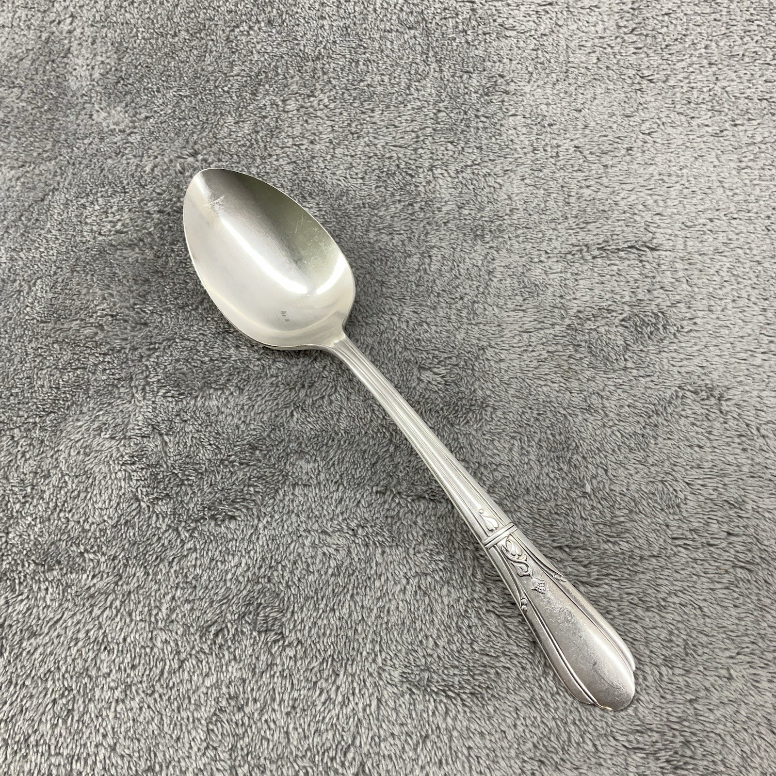 Vintage Simeon L George H Rogers Co Oneida Ltd Spoon7.5 Inch Silver Plate