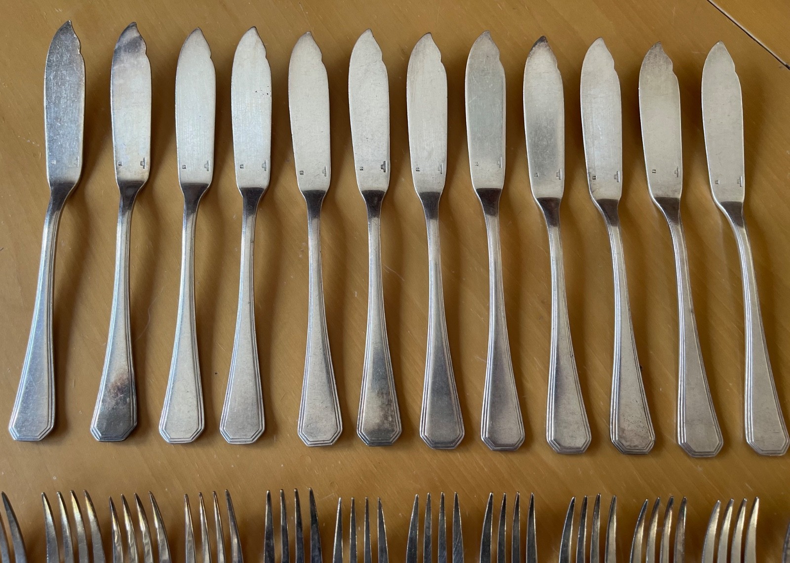 FRENCH CHRISTOFLE AMERICA PATTERN FISH SET SILVERPLATE 24 PIECES