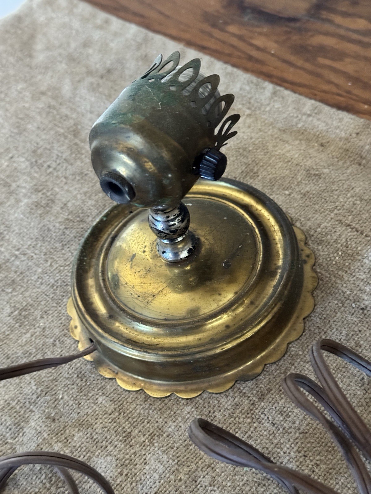 VTG Brass PLUG IN WALL LIGHT SCONCE- WORKING