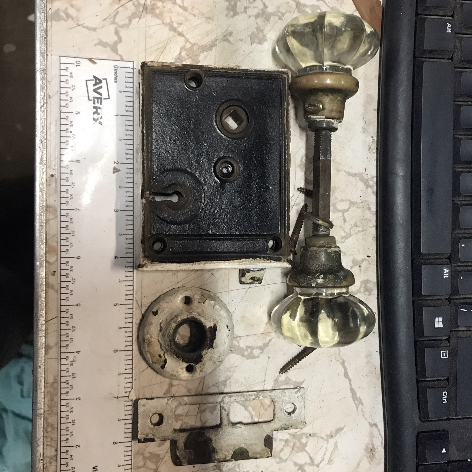 Antique Cast Iron Door Rim Lock with Eight Point Clear Glass Doorknobs -no key-