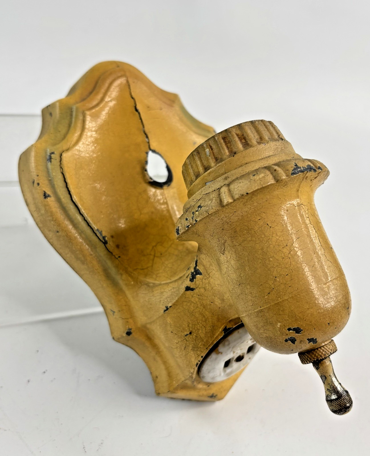 Vintage 1930’s-40’s Wall Sconce Light with Outlet Cast Metal Yellow Gold