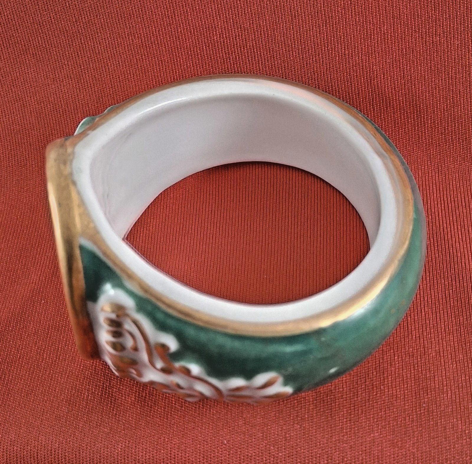 Antique Old Paris Porcelain “S” Napkin Ring, Green & Gold, very good condition