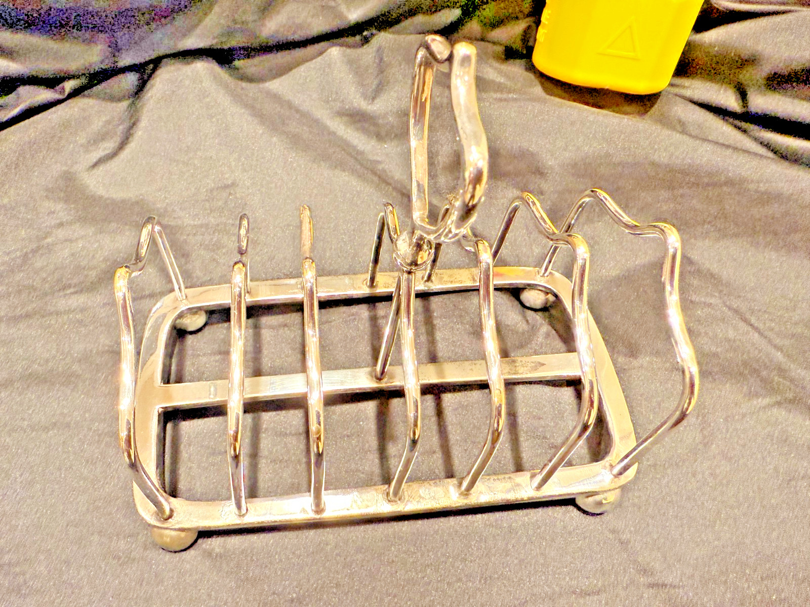 Antique/ Vintage Mappin & Webb silver Plate 6 Slice Toast Rack Well Marked