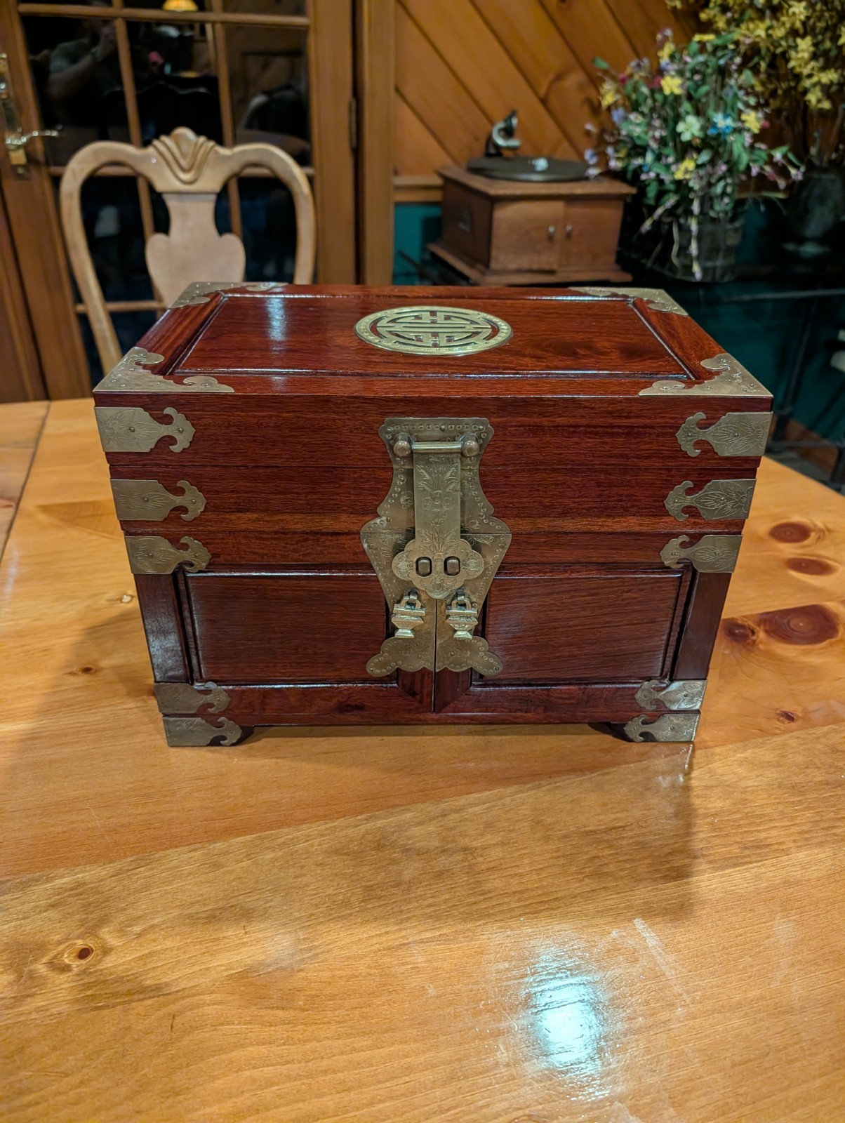 VINTAGE CHINESE ASIAN WOOD AND BRASS JEWELRY BOX