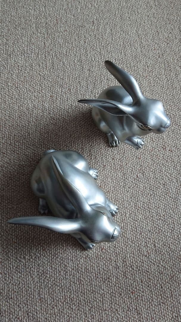 Japanese Vintage Rabbit Bronze Statue Pair Animal Sculpture Metalwork Figurine
