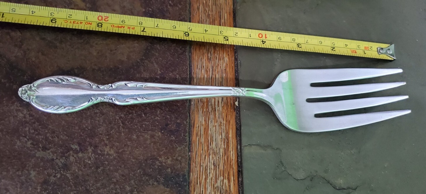 👌MID CENTURY c1956 ROYAL MANOR/ MASTERPIECE SILVERPLATED MEAT 🥩 SERVING FORK