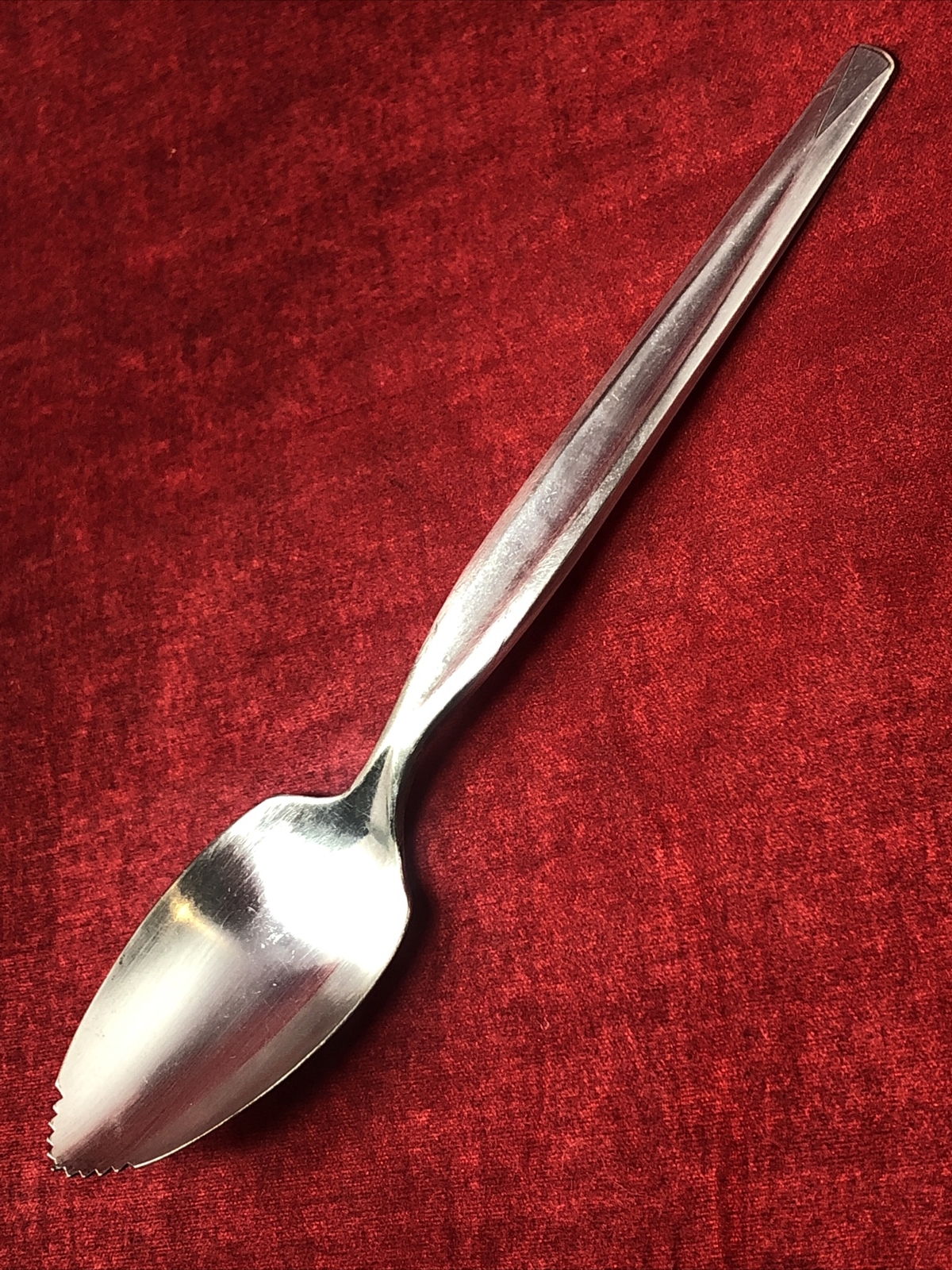 VTG Grapefruit 6″ Spoon WM ROGERS Modern Design Serrated Tip Fruit Orange Citrus