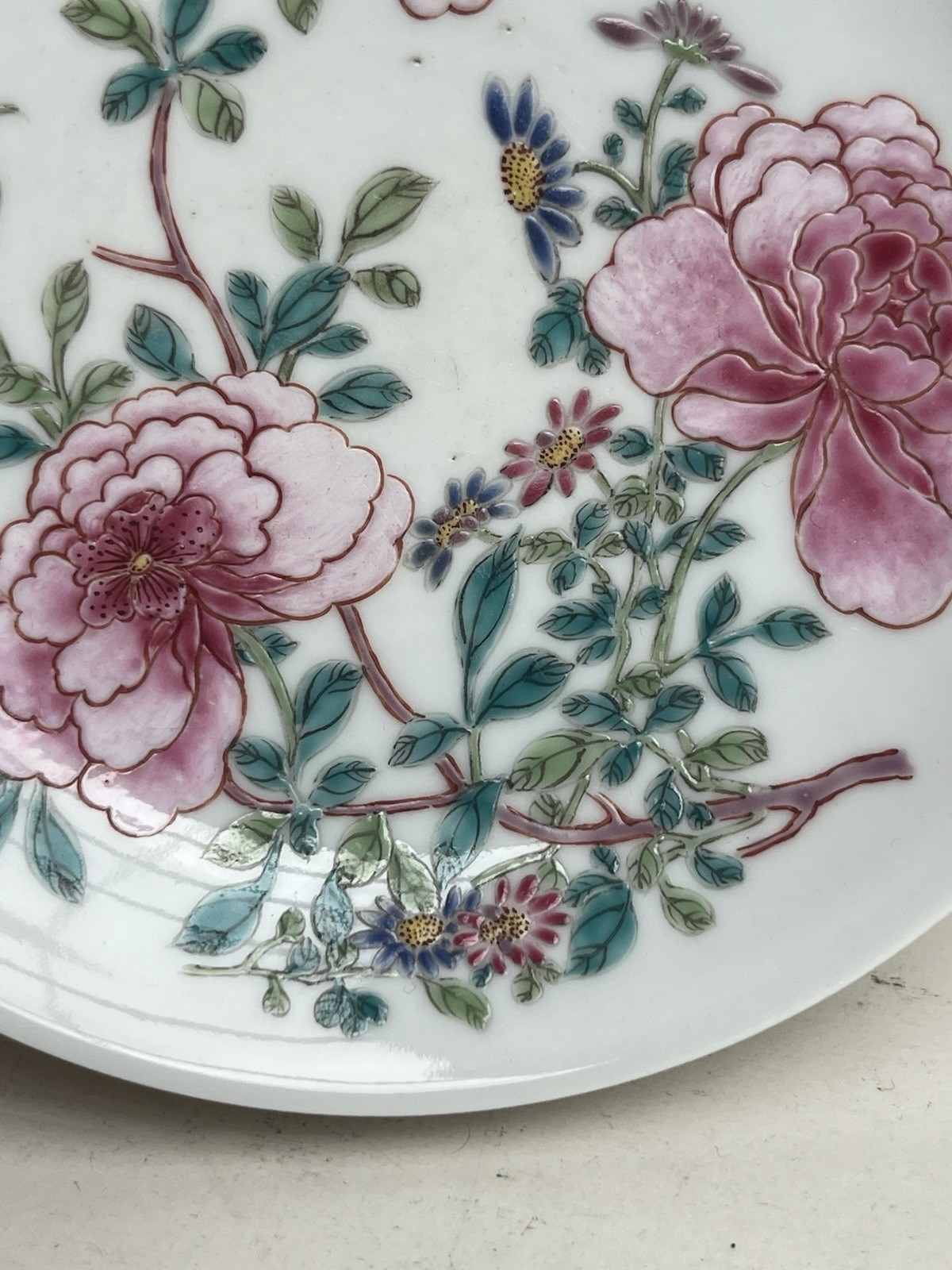 Antiques of Chinese families Rose Porcelain Dish