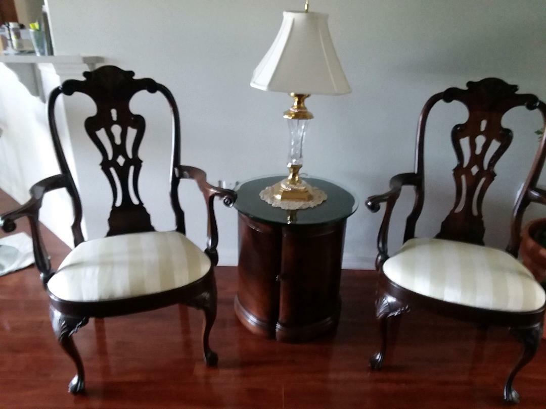 Henredon Rittenhouse Mahogany Queen Ann Philadelphia Arm Chairs Number 8588 2276