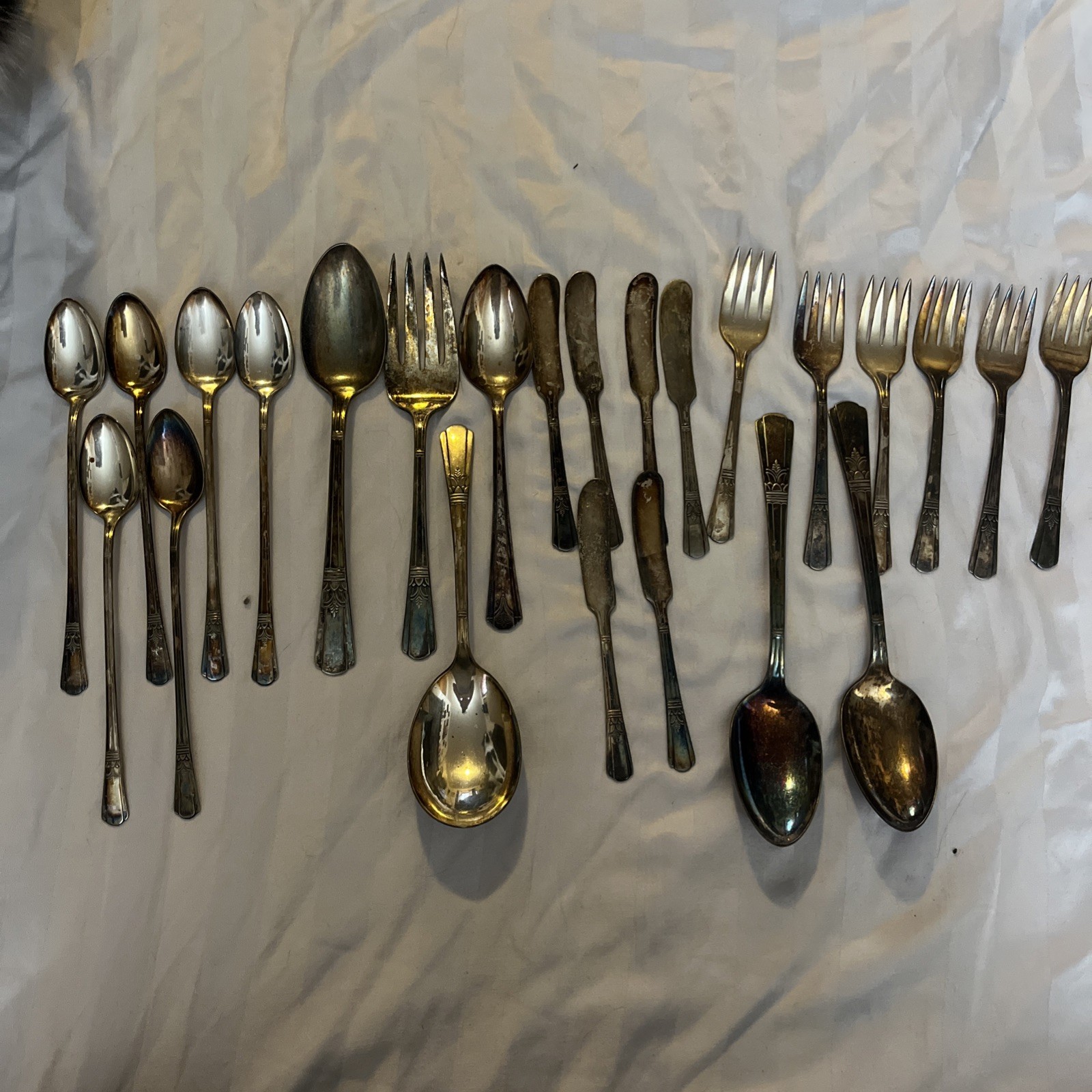 Set of 24 Vintage International Silverplate 1939 COURT Flatware