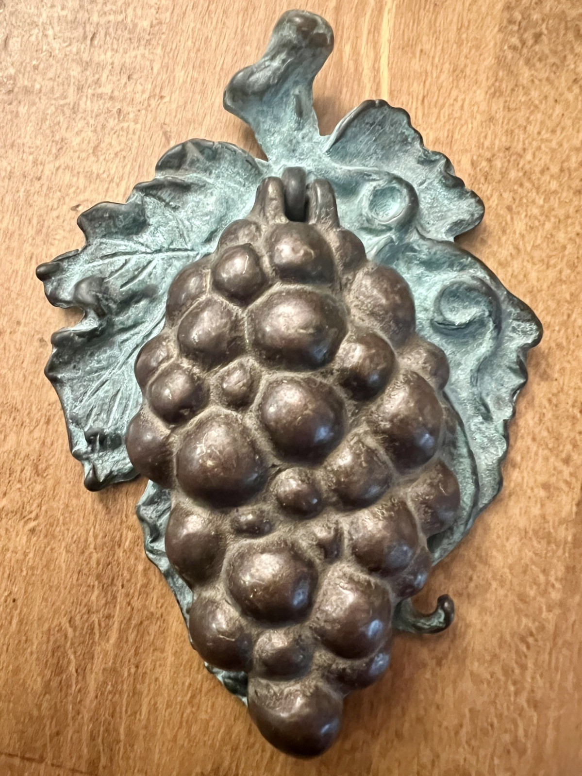 Vintage Metal Door Knocker Grape Cluster 6” x 4” x 1”