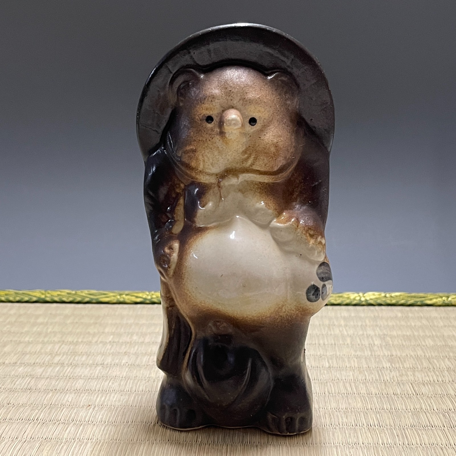 Shigaraki Ware #154 Tanuki Japanese Pottery Raccoon Dog Fgurine Lucky Charm