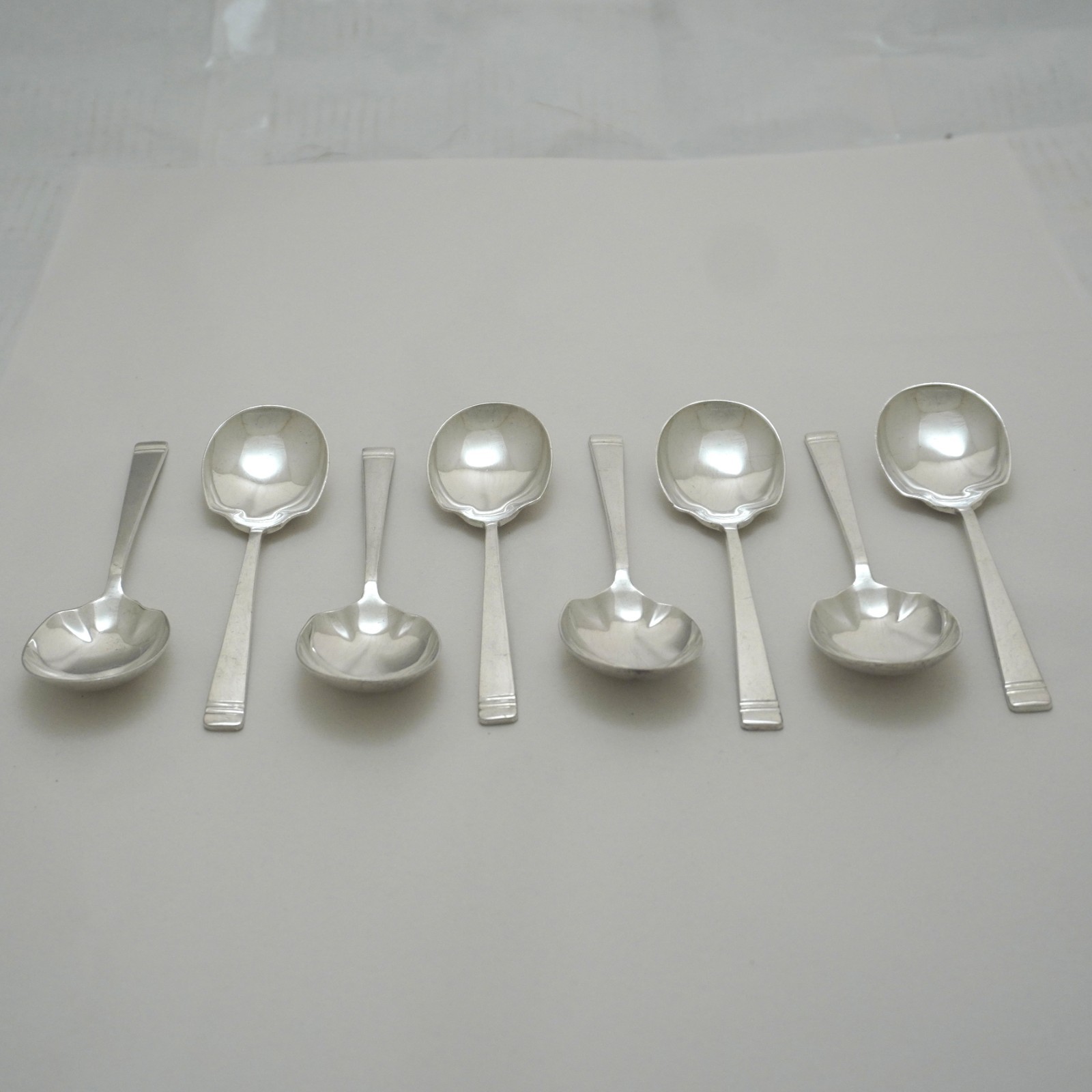 CLASSIC Design Mappin & Webb Silver Service Cutlery Eight Fruit / Cereal Spoons