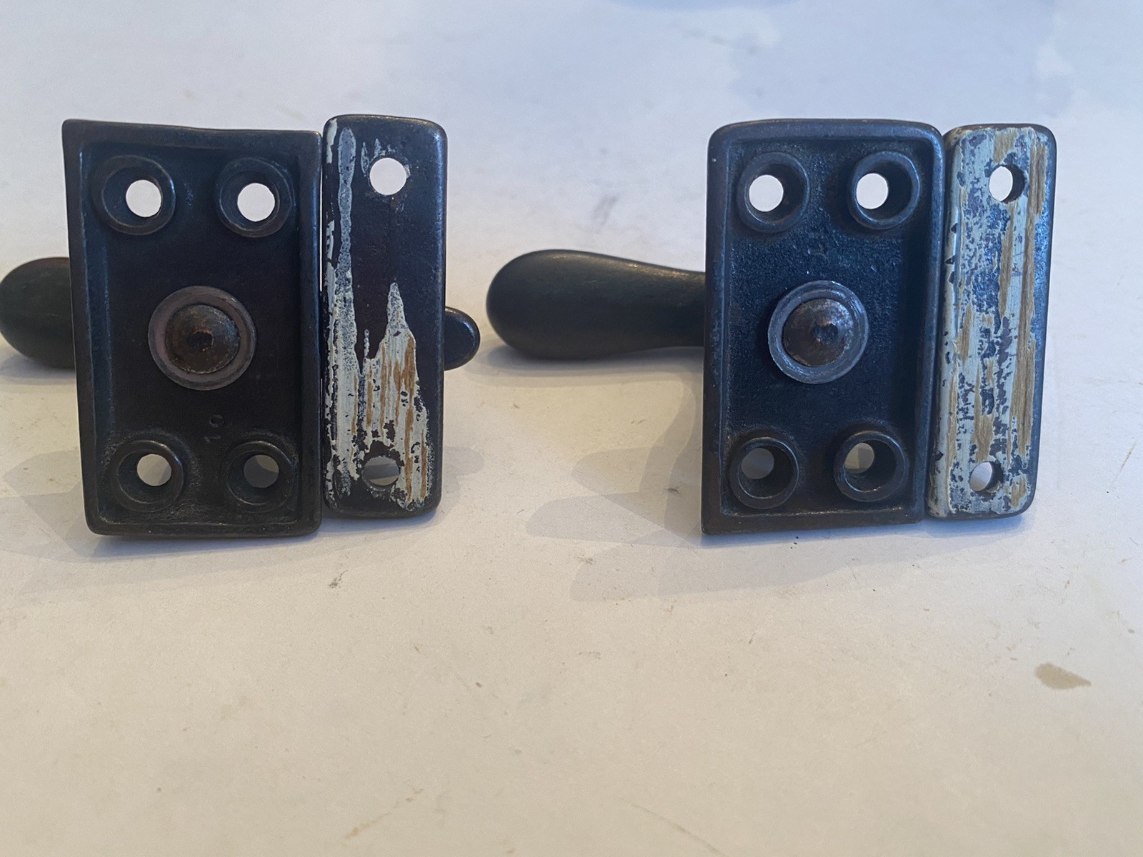 Vintage Sliding Window Sash Locks-Craftsman Style-lot of 2