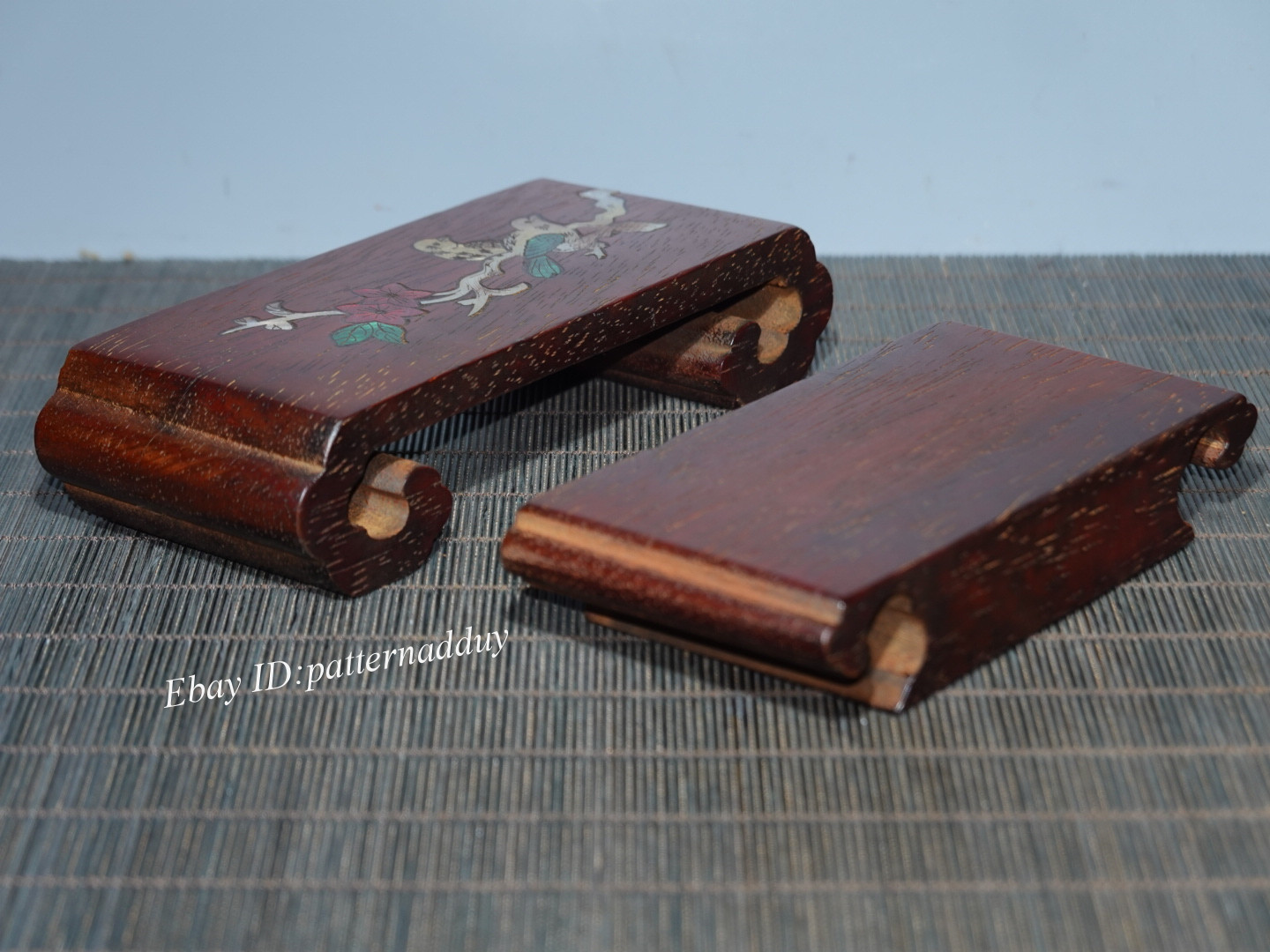 Old Tibetan Rosewood Inlaid with Colorful Shells and Bird Double-Layer Base