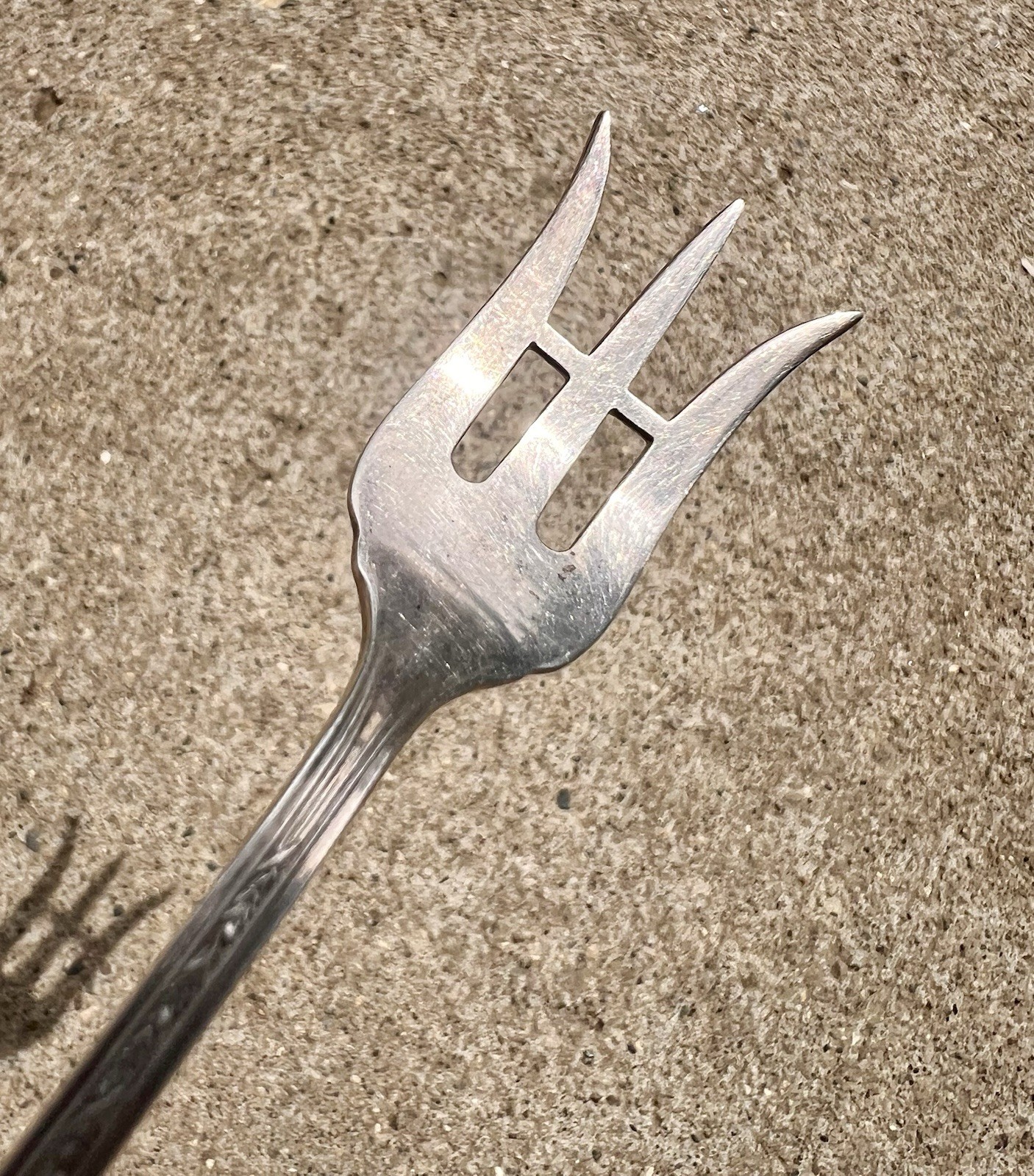 STERLING Silver Antique FRANK M WHITING Talisman Rose Pickle/Lemon Fork 5.5″