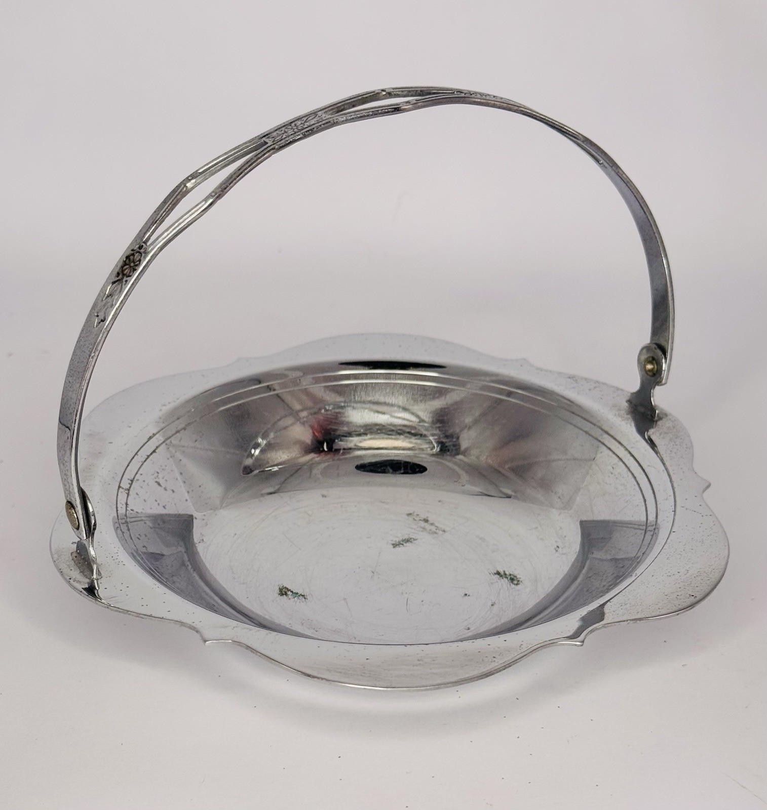 Vintage Farberware Brooklyn NY Silverplate Basket Dish Handle 5.75”
